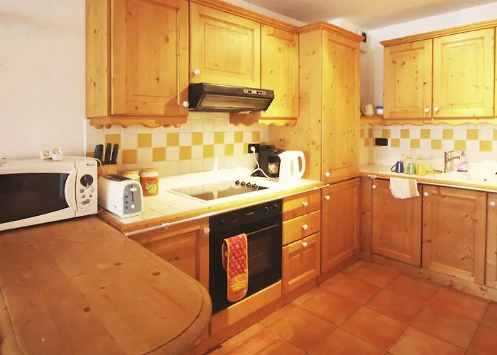 Charmante In Mit Suedbalkon Und Blick Auf Den Blanc By Interhome Апартаменти Шамоні