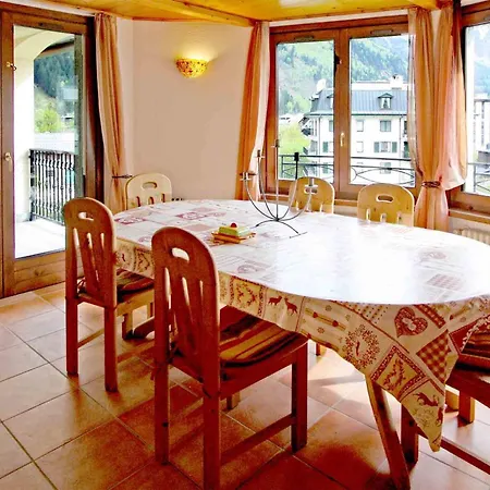 Apartment Charmante In Mit Suedbalkon Und Blick Auf Den Blanc By Interhome *